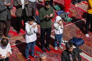 گزارش تصویری اولین نماز جمعه قزوین در سال 1402