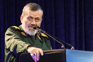 ملت ایران در اوج اقتدار، دشمنان را وادار به عقب‌نشینی کرد