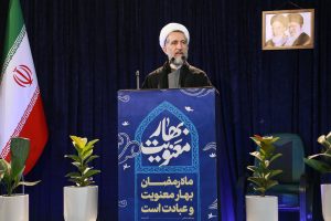 مسئولان در دانشگاه‌ها حاضر شوند و با دانشجویان صحبت کنند/ با دانشجونماها قاطعانه برخورد شود / راهبرد ما در برابر دشمنان «هَیهَاتَ مِنَّا الذِّلَّة» است