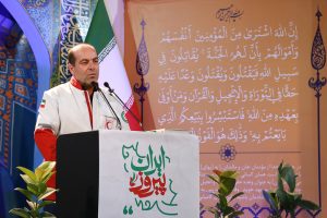 امدادگران هلال‌احمر در خط مقدم خدمت‌رسانی