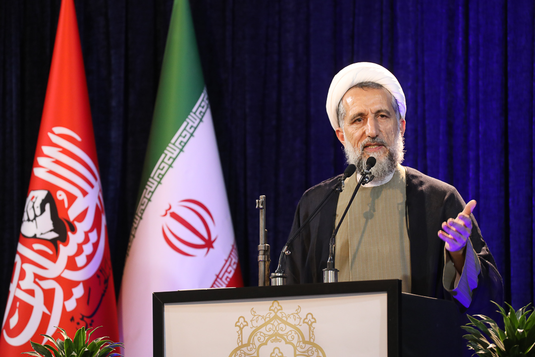 شایسته‌سالاری و قانون‌مداری باید مبنای مدیریت استان باشد / بصیرت و مقاومت راه عبور از شرایط حساس امروز است / اجرای طرح‌های مسکن جوانان باید سرعت بیشتری بگیرد