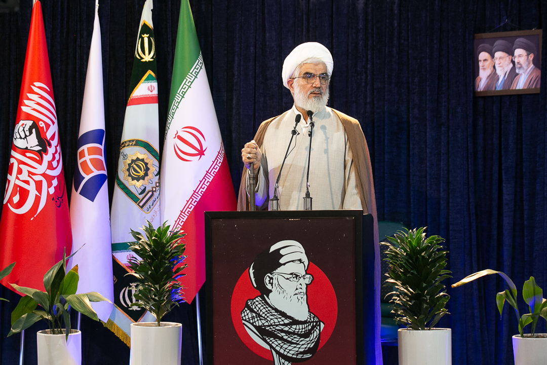 پیروزی نهایی مرهون استمرار حضور و مقاومت مردم مبعوث است/ دولت محترم با امارات برخورد قاطعانه و مقتدرانه داشته باشد/ شورای اسلامی و شهردار قزوین با وفاق و همدلی در صدد خدمت حداکثری به مردم باشند